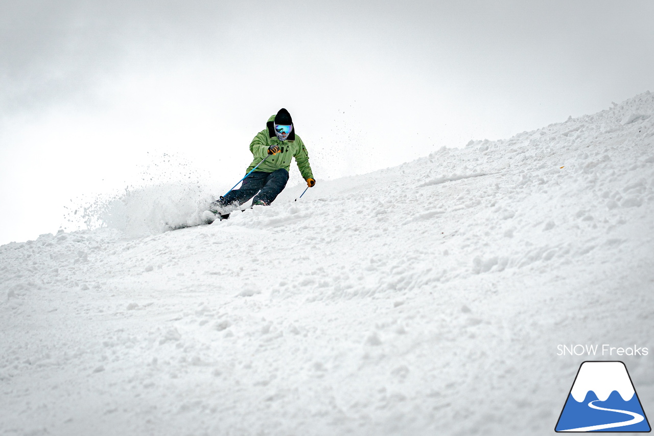 サッポロテイネ｜今シーズンは春セッション！プロスキーヤー・谷藤昌司さんと滑る１日。まさかのパウダー？！